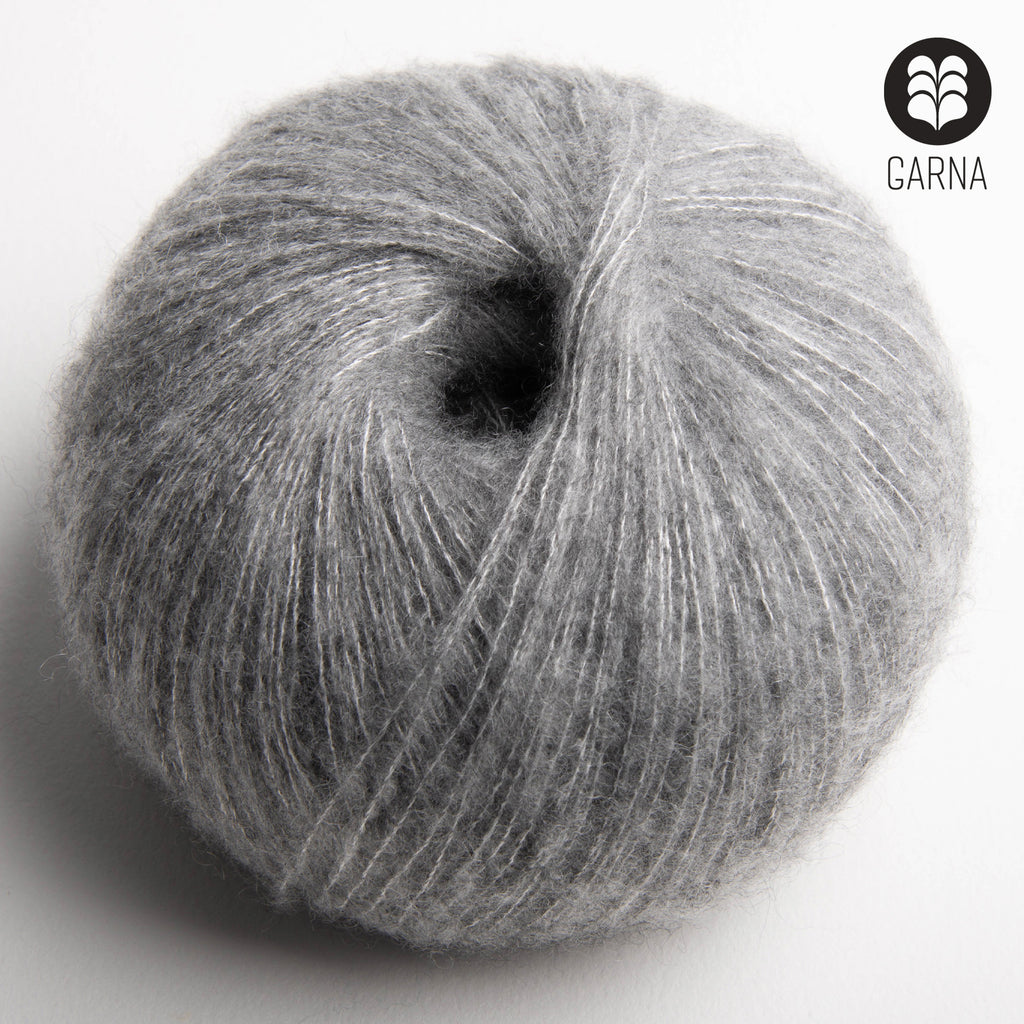 Strikkekit: Eventyrsjal fra GARNA – Ren Cashmere & Silke