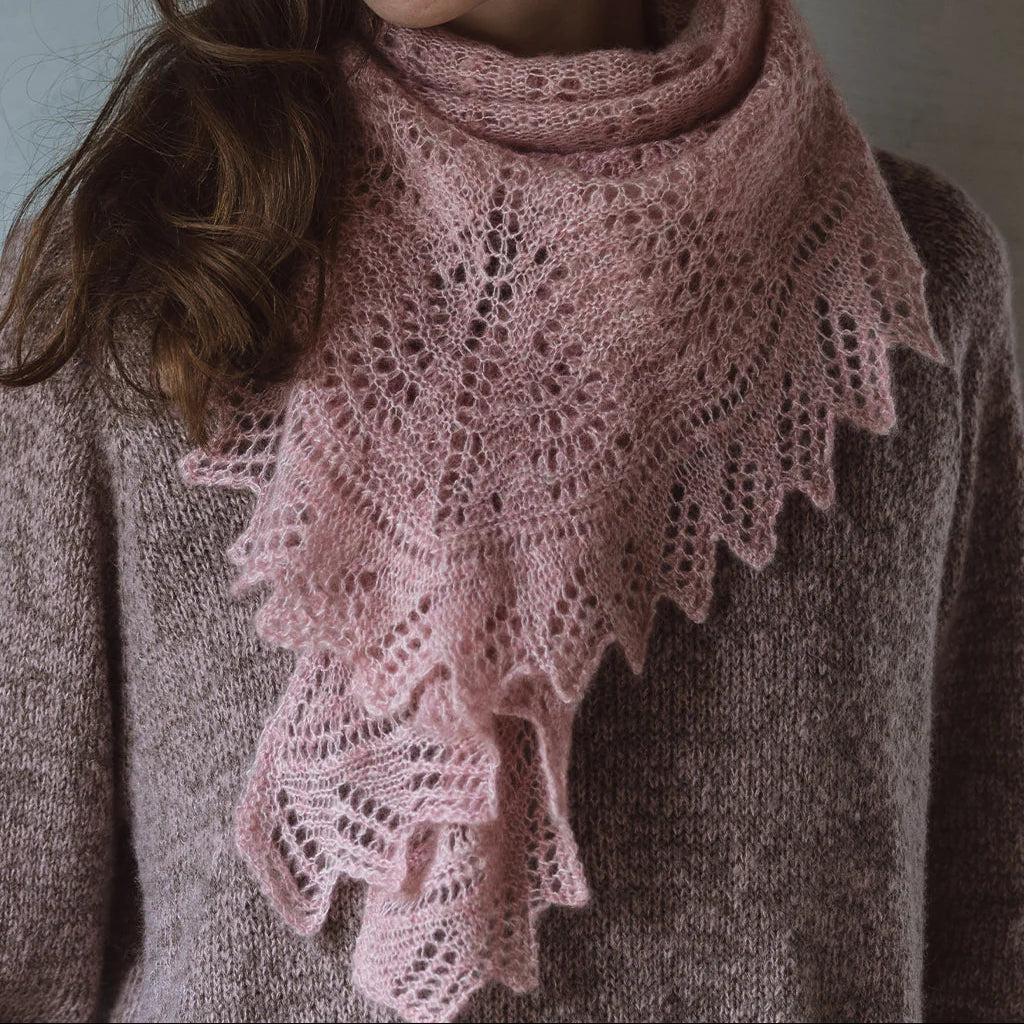 Strikkekit: Eventyrsjal fra GARNA – Ren Cashmere & Silke