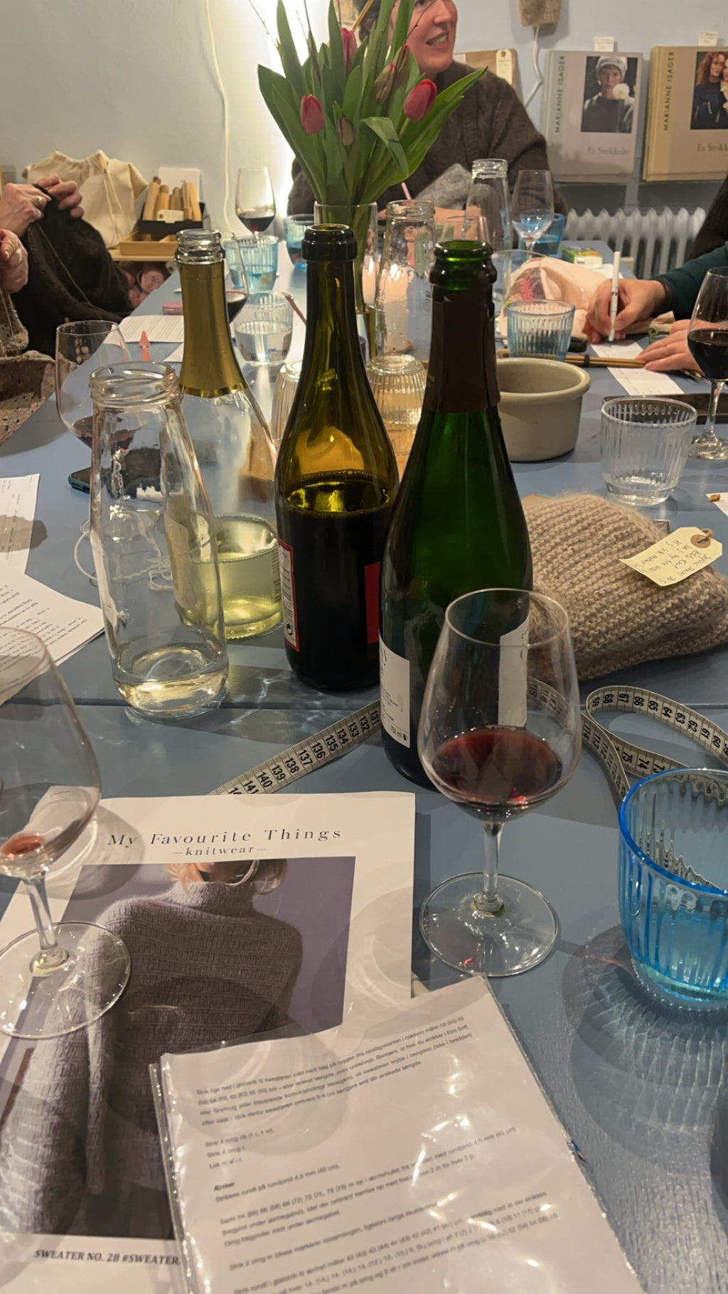 Strik og vin i Skanderborg: Et glas kold rosévin og lyst sommergarn til strikkeevent hos MADE by i maj