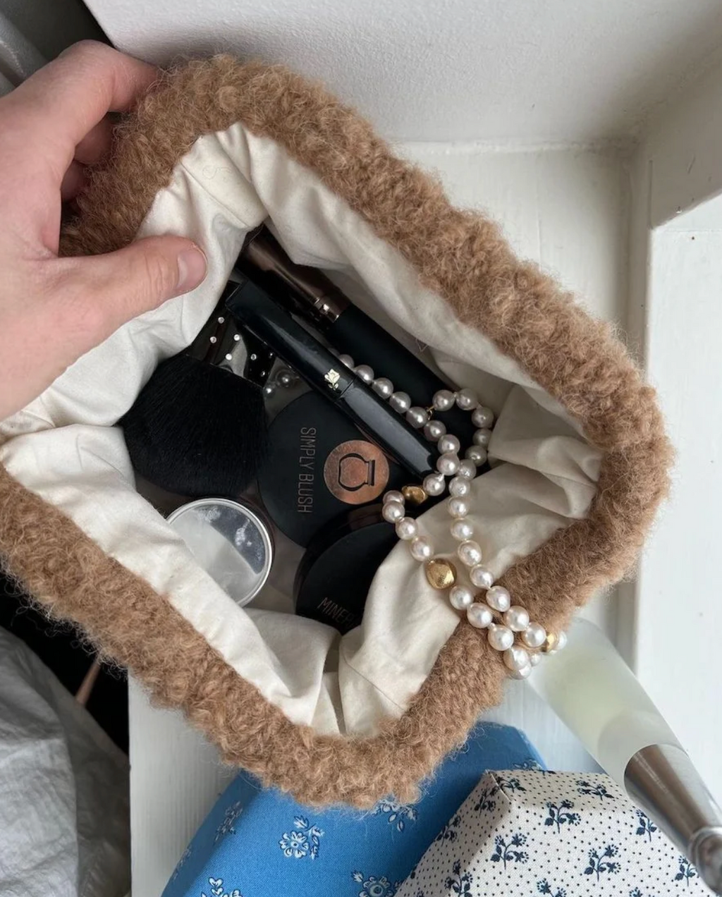 Komplet strikkekit - Teddy Clutch (PetiteKnit)